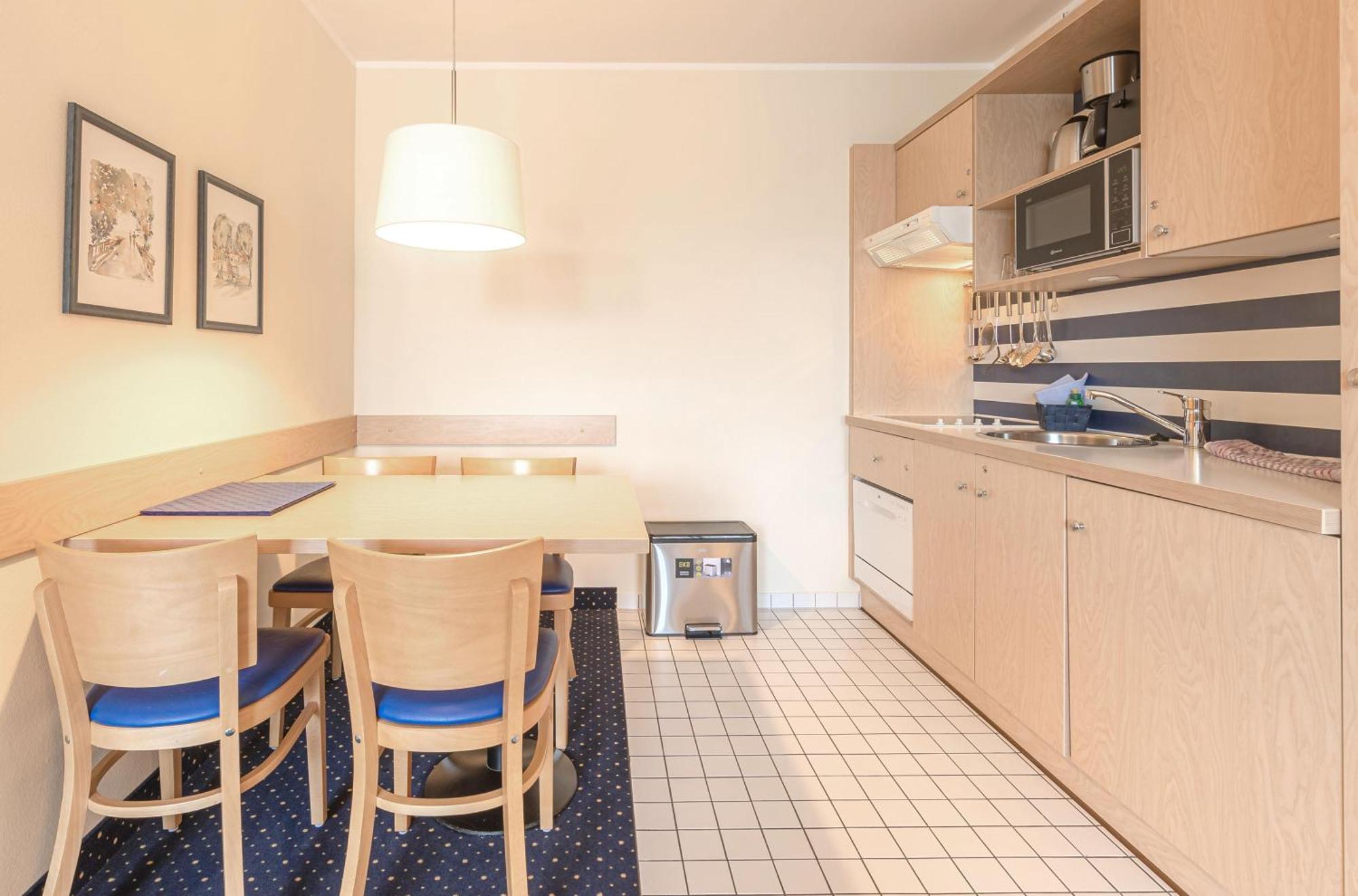 Toni'S Room An Der Seebruecke Zingst Εξωτερικό φωτογραφία
