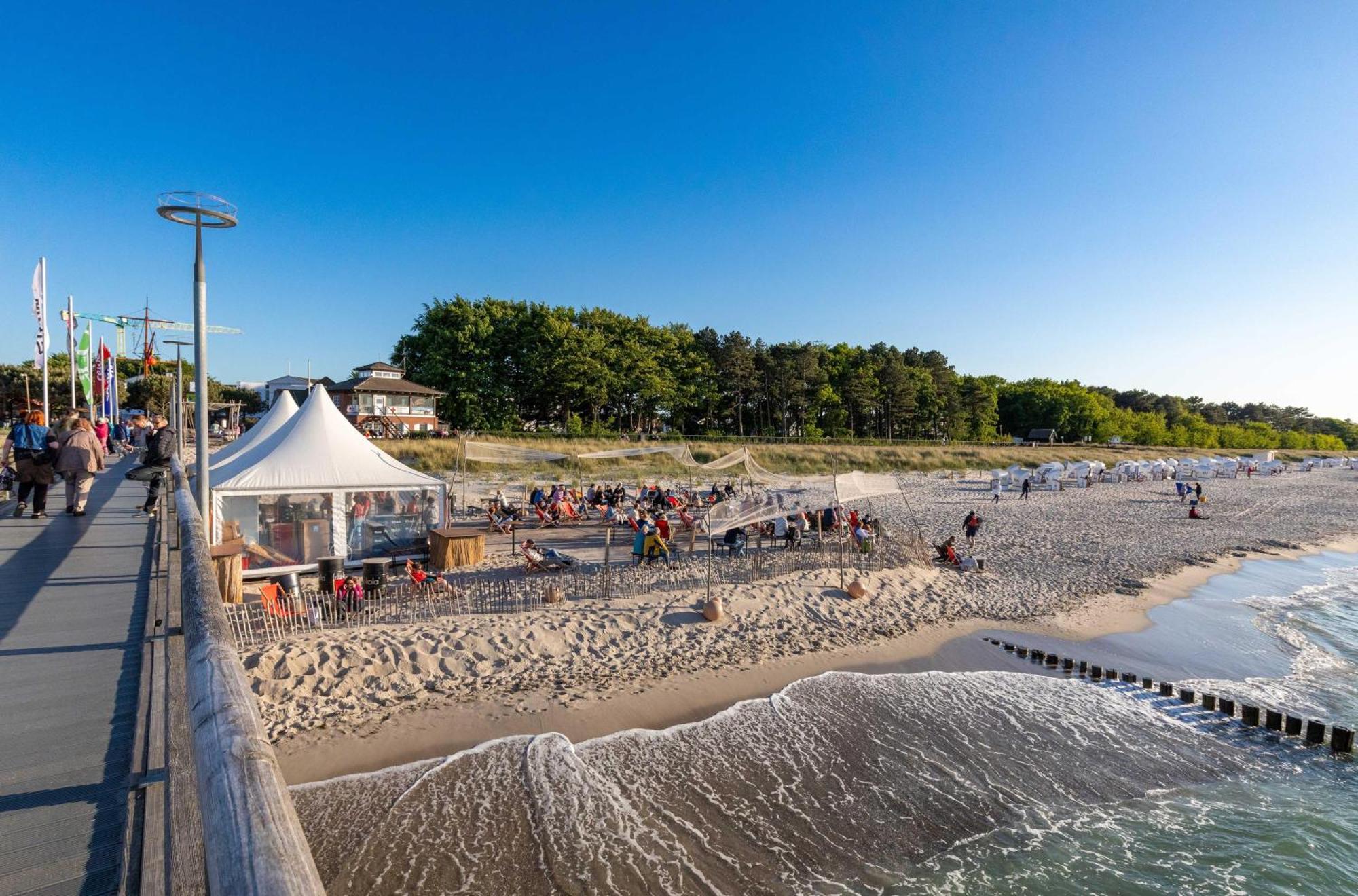 Toni'S Room An Der Seebruecke Zingst Εξωτερικό φωτογραφία